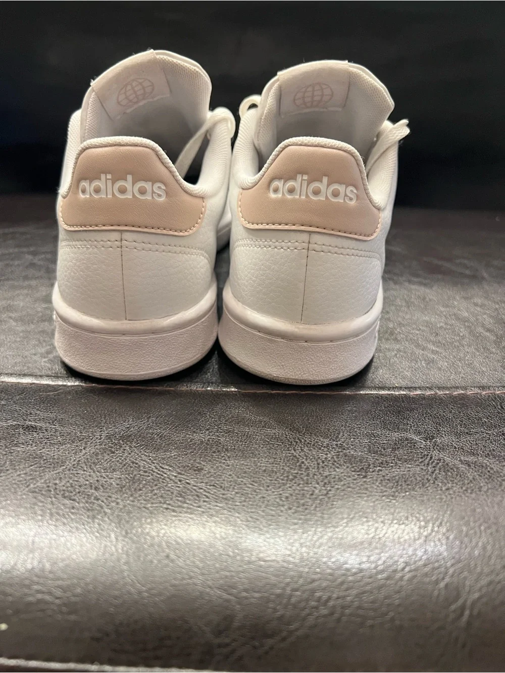 Adidas Advantage Clean Sneaker - Women's Size US 7.5 / UK 6 - Cloud White